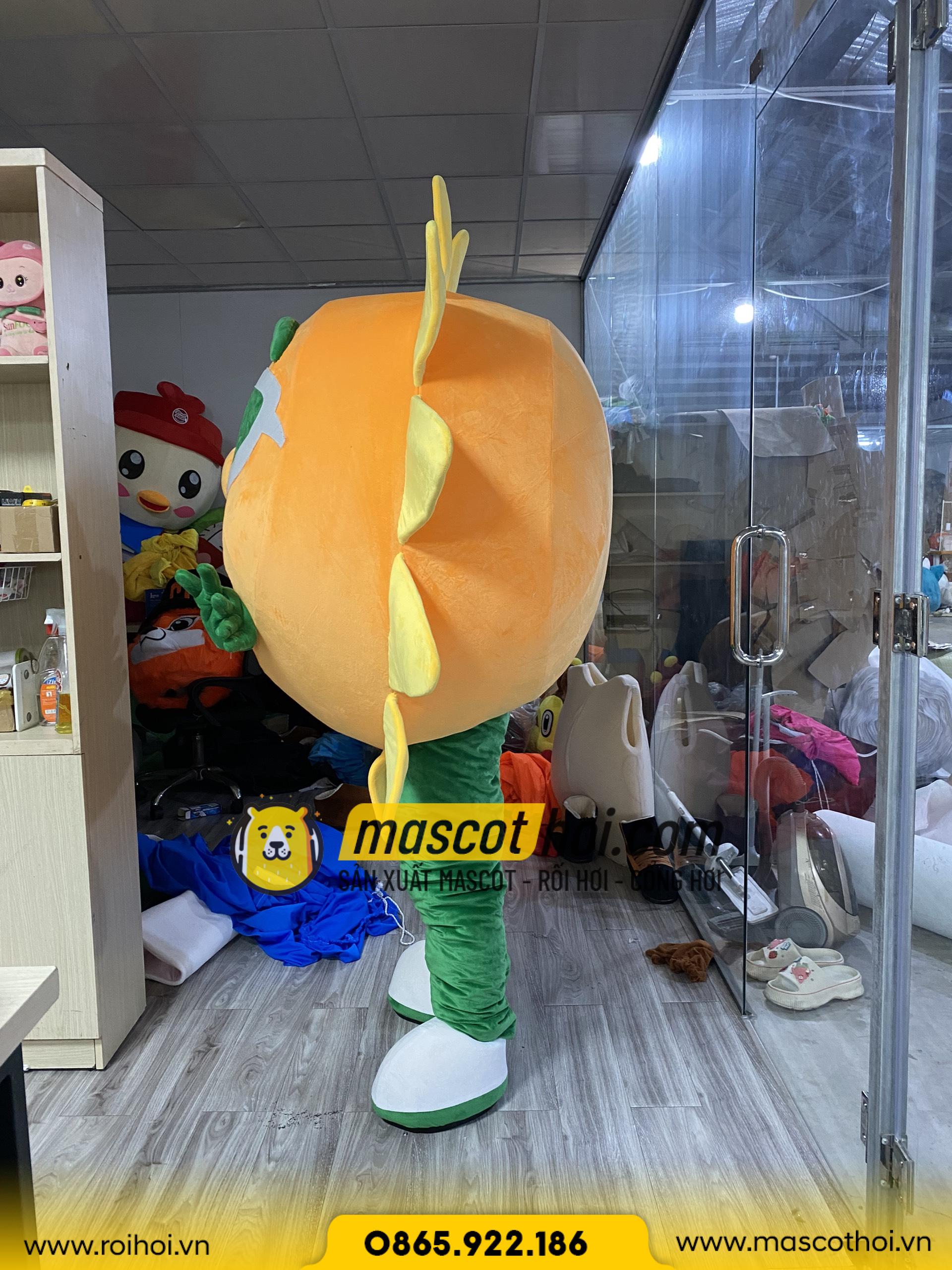 z5518634420244_5cd3ad1ab48f3fa462803271cd7e3696