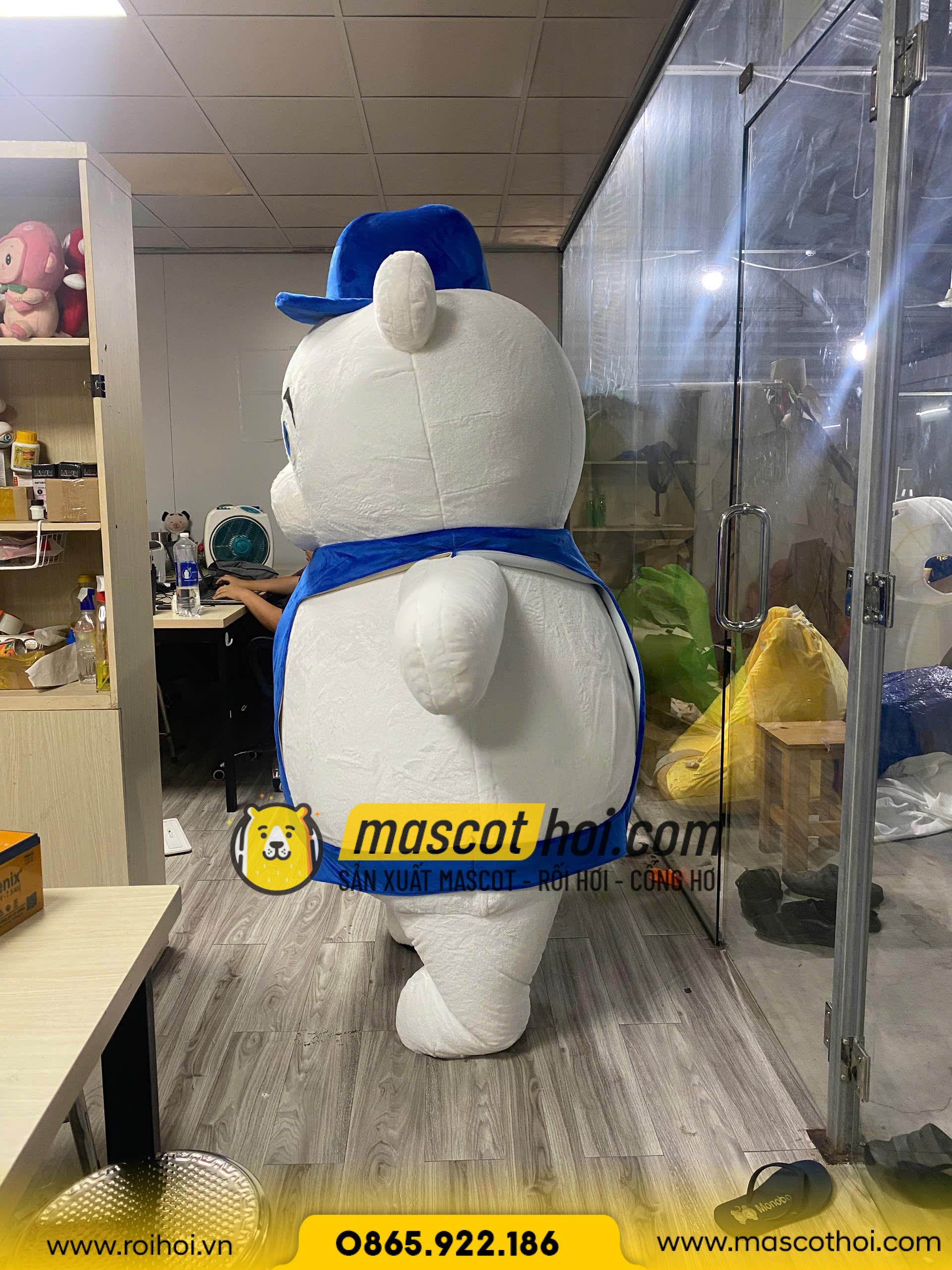 z6151901675113_1ef05e7aaf4495f4944344d3bb593798