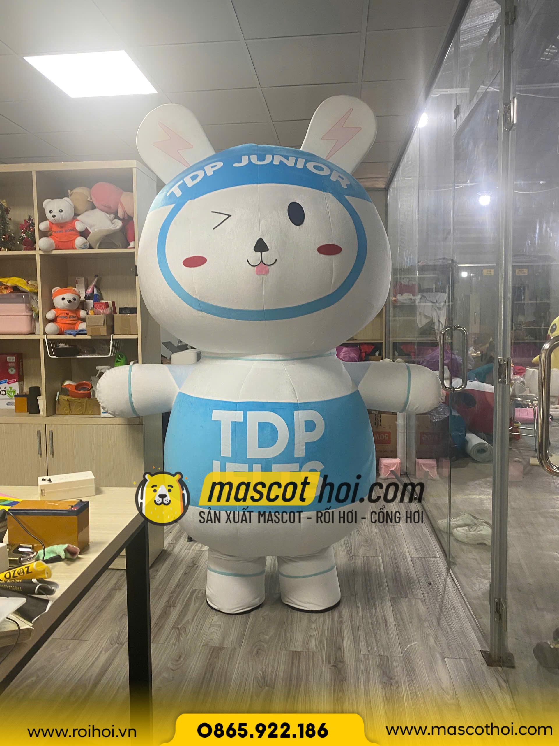 z6320244835696_0216075706de3e74a00426b2206cc264