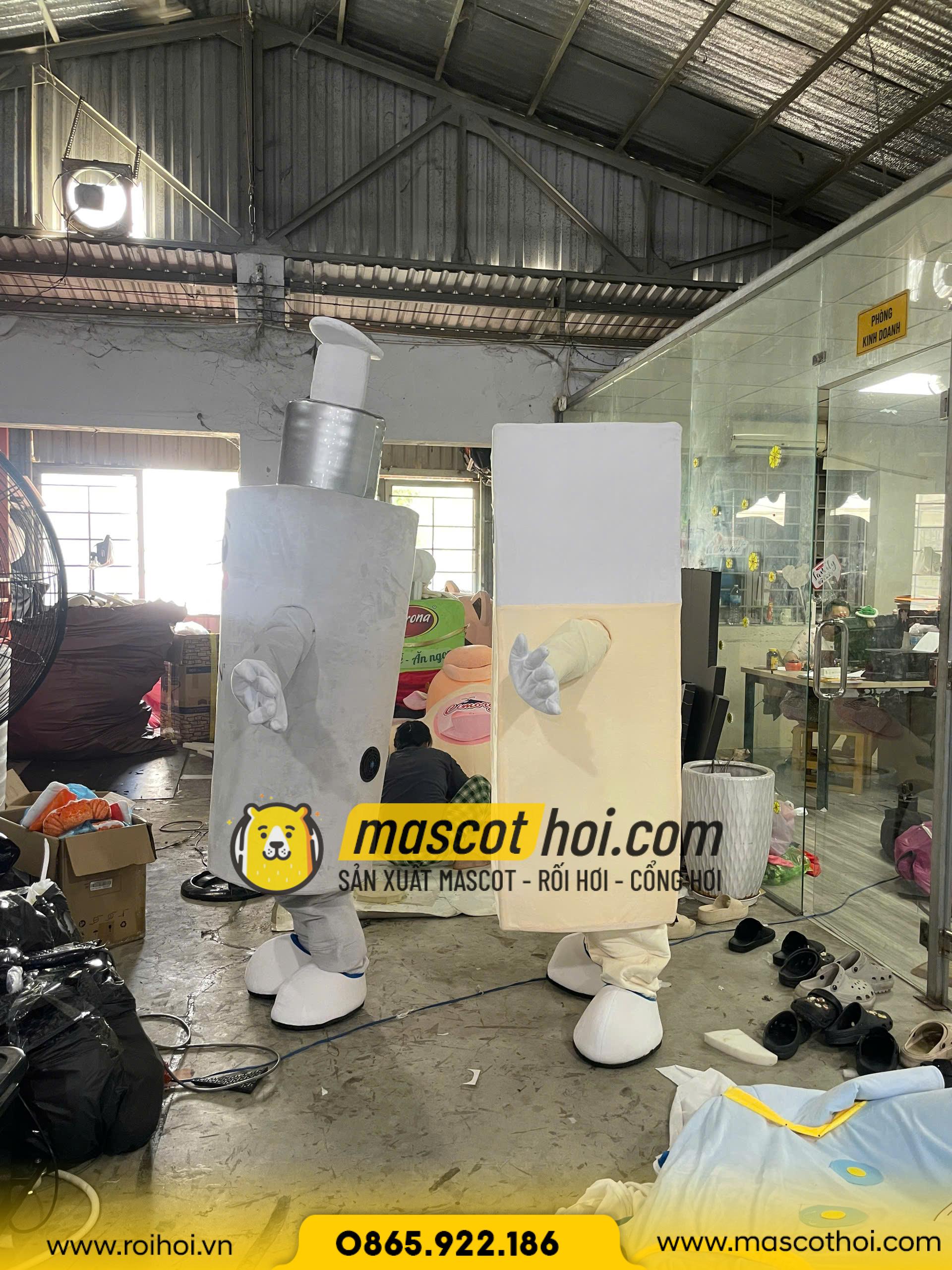 MASCOT BÔNG MỸ PHẨM REJURAN COSMETICS VÀ FUSION RETINOL 2026
