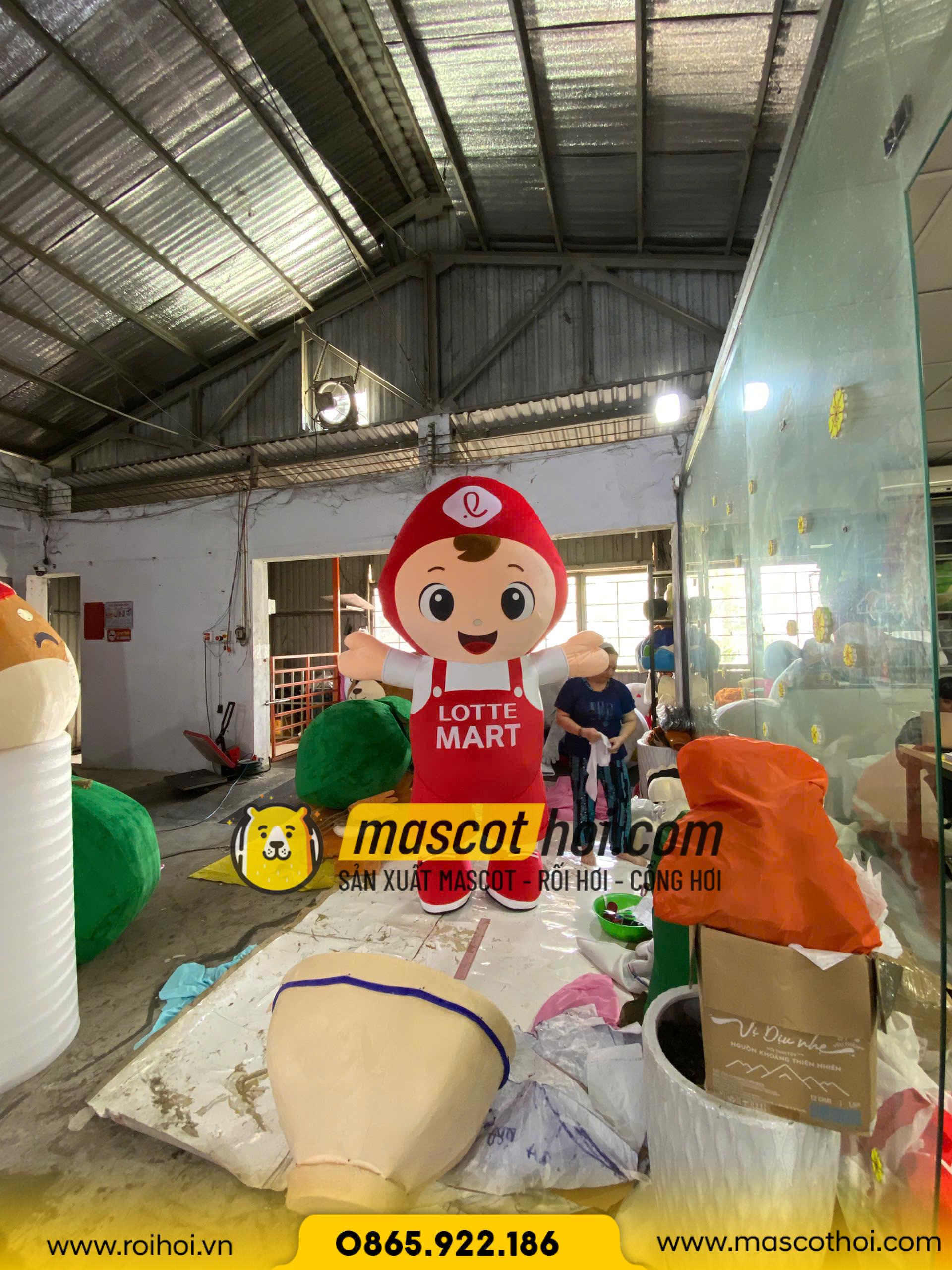 MASCOT HƠI CẬU BÉ LOTTE MART