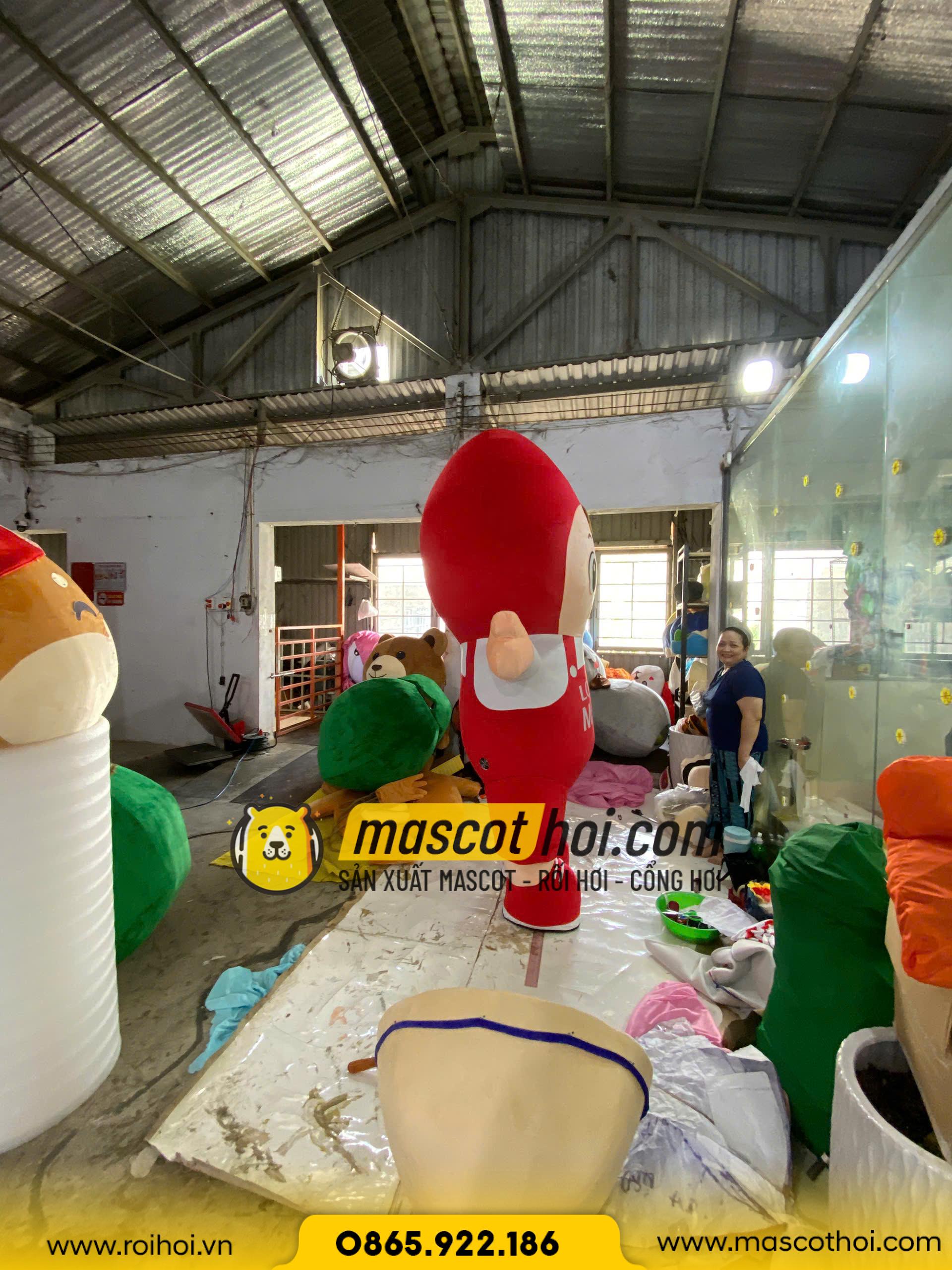 MASCOT HƠI CẬU BÉ LOTTE MART